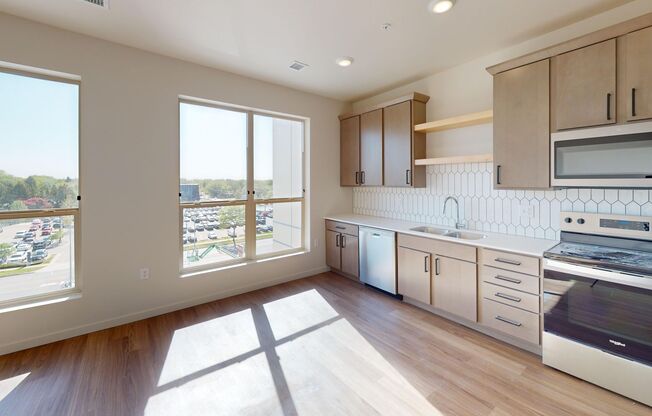Studio, 1 bath, 669 sqft, $1,295, Unit 1621-318