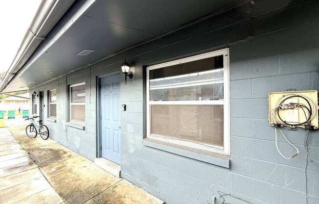 3716 137th Avenue North - 1