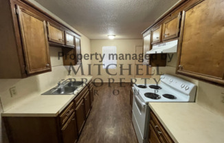 2 beds, 1 bath, $1,050