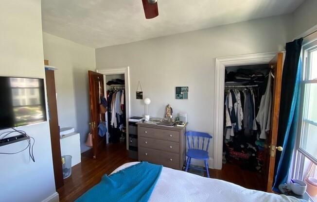 1 bed, 1 bath, 615 sqft, $3,000, Unit 5