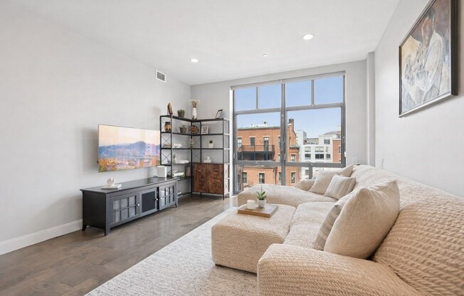 2 beds, 2 baths, 1,409 sqft, $5,200, Unit 511