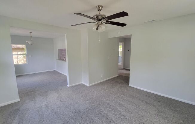 2 beds, 1 bath, $1,125