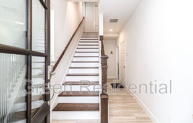 2808 GRAND FOUNTAINS DR