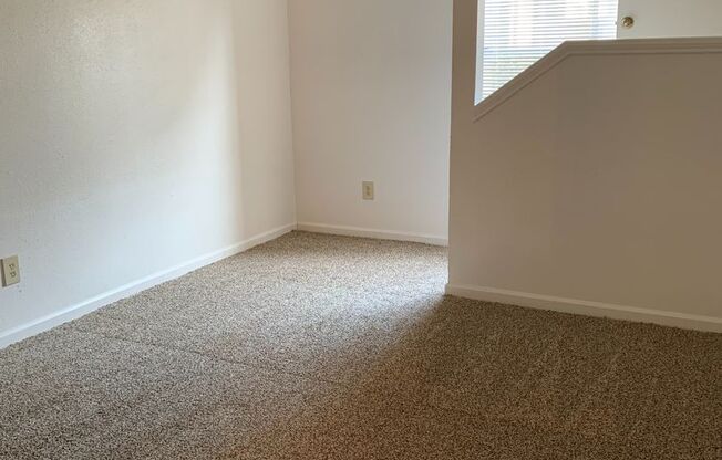2 beds, 2 baths, 1,038 sqft, $1,215, Unit 0110