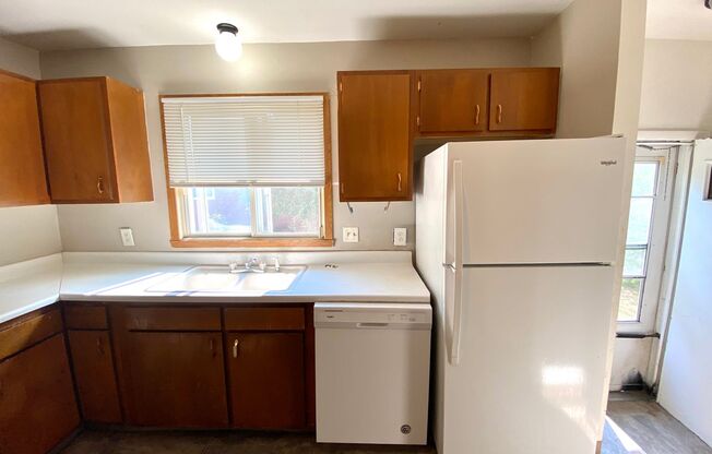 4 bedroom, 2 bath located in West Fargo. A must see!!
