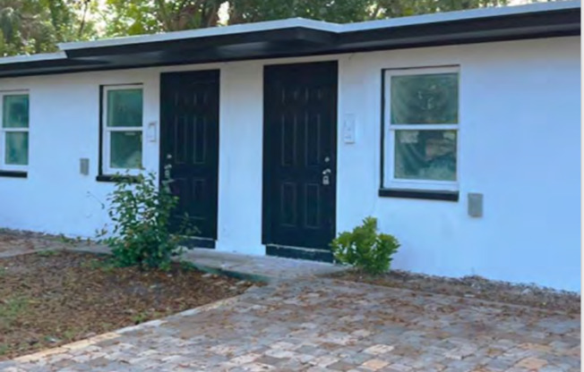 897 10th Avenue SW – Your Cozy Retreat in Largo