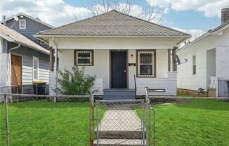 Charming Renovated 2 Bedroom Bungalow