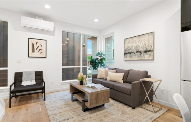 New and exciting townhome in Georgetown.