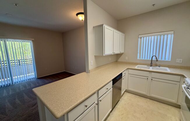 2 beds, 2 baths, $1,550, Unit # 6231