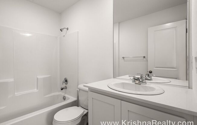 3 beds, 2 baths, $2,395