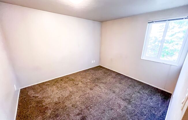 3 beds, 2 baths, 1,390 sqft, $3,095, Unit 401