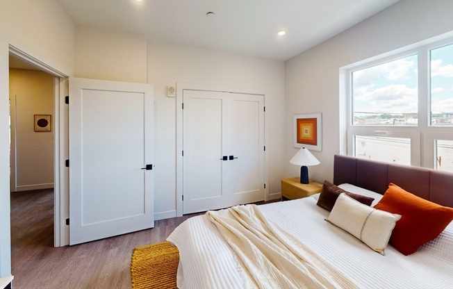 2 beds, 1 bath, 780 sqft, $3,165, Unit 214