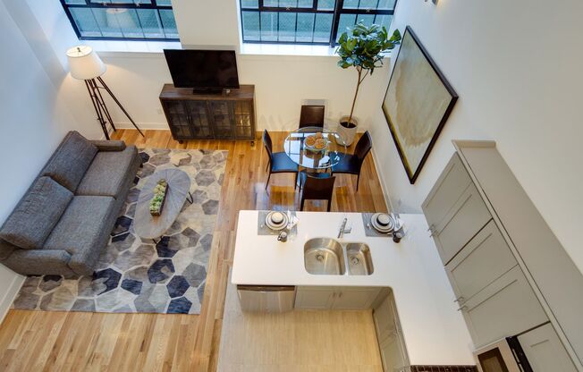 1 bed, 1 bath, 780 sqft, $2,631, Unit 2B
