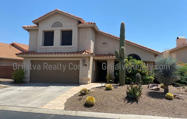 Amazing 5 BD, 3 BA House + Pool! This Oro Valley home has everything! (Lambert/La Canada)