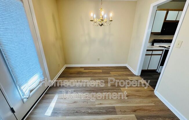 333 WATERDOWN DR