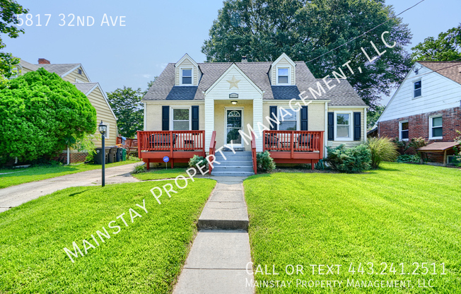 5817 32 AVE