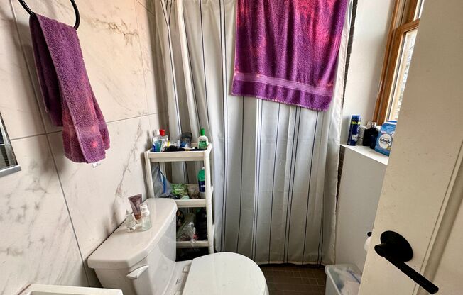 3 beds, 2 baths, 736 sqft, $2,995, Unit 46