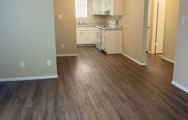 2 beds, 2 baths, 900 sqft, $1,475, Unit 157