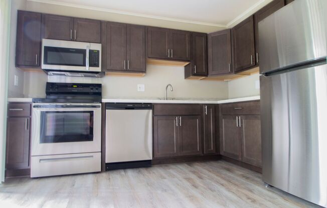 1 bed, 1 bath, 900 sqft, $1,470