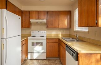 2 beds, 1 bath, $1,400, Unit #3