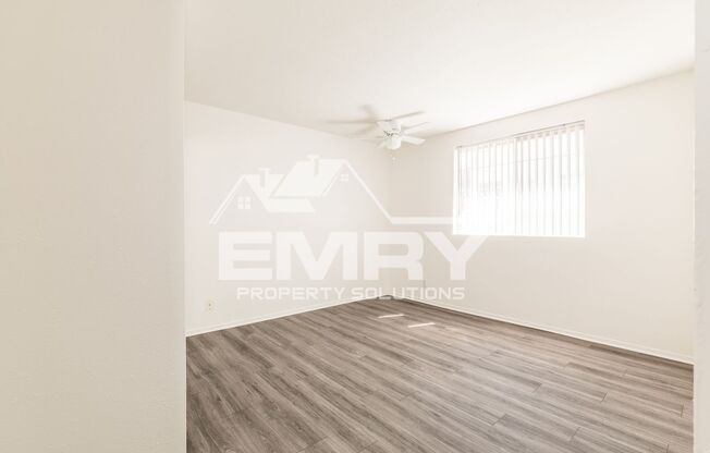 2 beds, 1 bath, 950 sqft, $2,700, Unit 5719 1/2