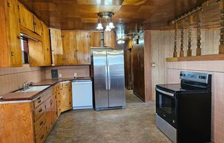 315, 316 &amp; 317 S Vincent Court