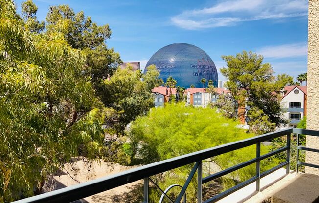 Beautiful, unfurnished luxury condo at the fabulous Meridian