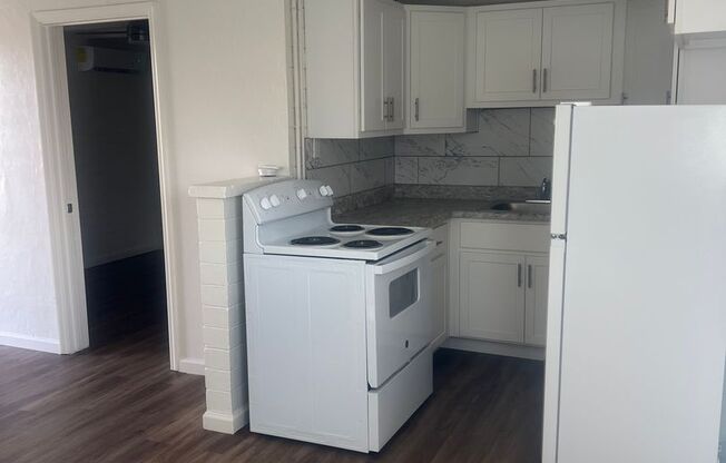Fontana Apartments East