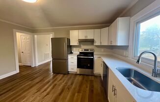 2 beds, 1 bath, $1,530