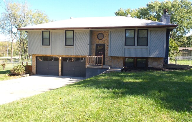 3 beds, 2 baths, $1,800