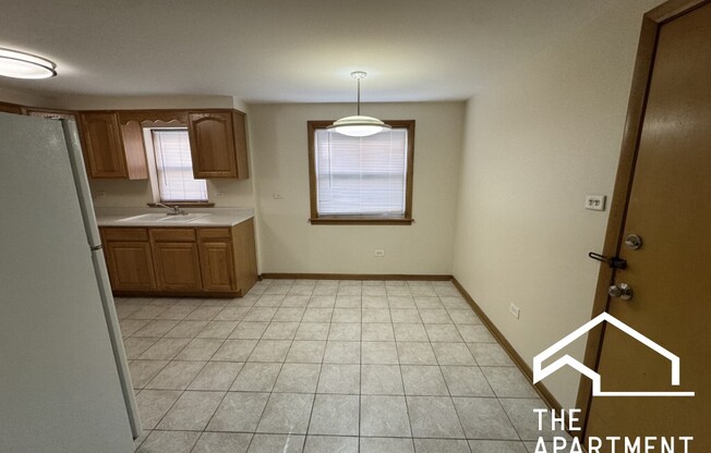 4752 N MENARD