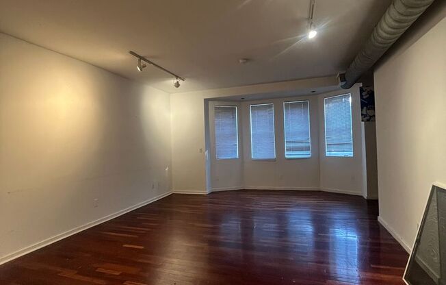 4255 Main St