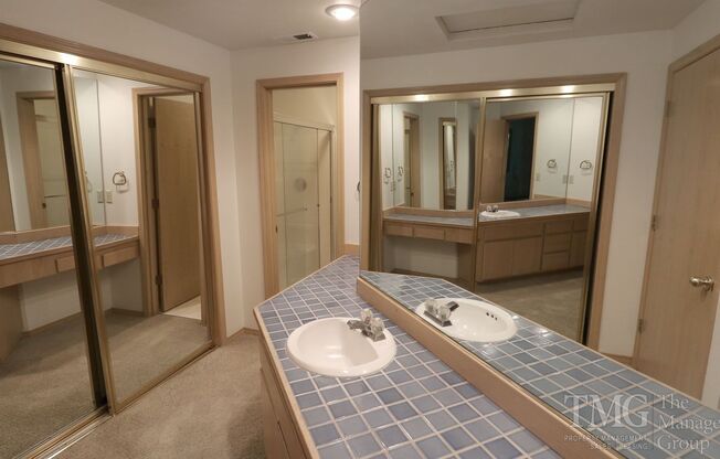 3 beds, 2.5 baths, 1,530 sqft, $2,295, Unit A