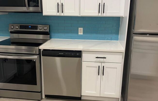 2525 S 5th Street - Ackerman