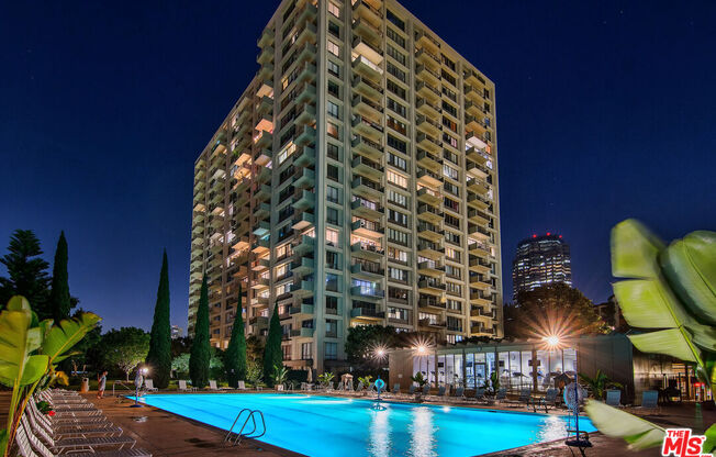 2 beds, 2 baths, 1,080 sqft, $4,850, Unit 708