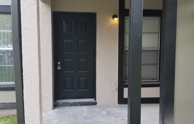 Conveniently located! Renovated 1 yr ago