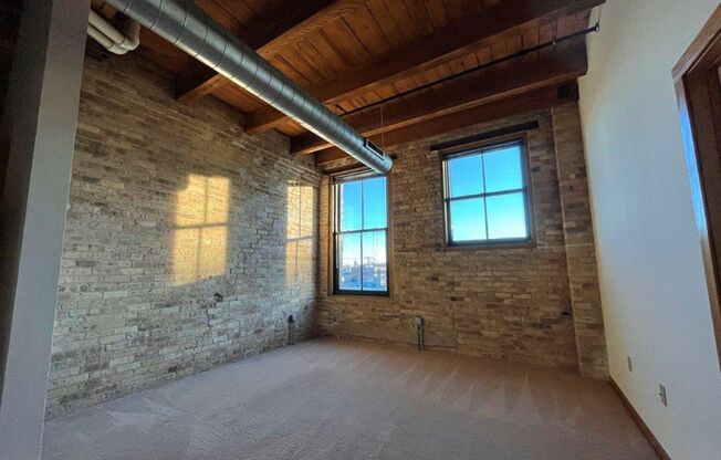 2 beds, 2 baths, 1,025 sqft, $1,700, Unit 304