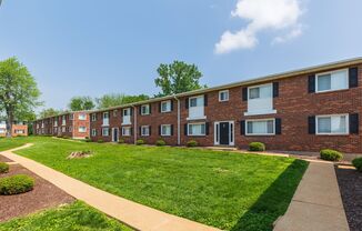 2 beds, 1.5 baths, $895, Unit 31A