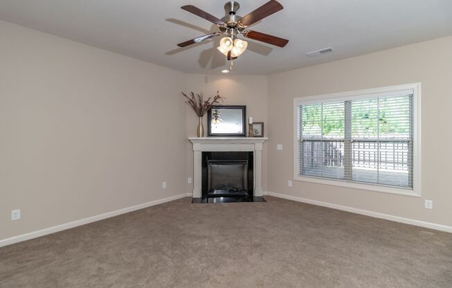 Beautiful 3 bedroom Townhome