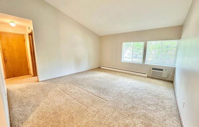 3413-3439 South 26th Street -White Swan