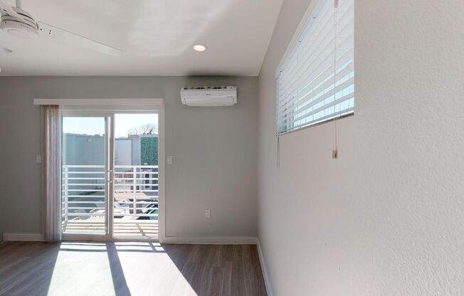 1 bed, 1.5 baths, 620 sqft, $1,461, Unit 153