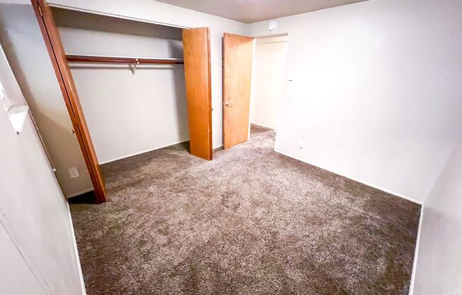 3 beds, 2 baths, 1,390 sqft, $3,095, Unit 401