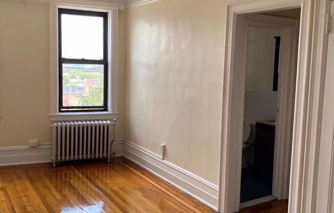 Studio, 1 bath, $1,800, Unit E16