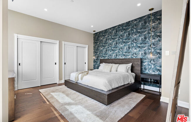 1 bed, 1.8 baths, 1,160 sqft, $6,900, Unit 32G