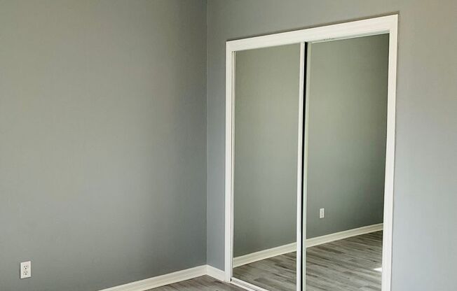 2 beds, 2 baths, 1,087 sqft, $1,450, Unit 1117 Unit 4