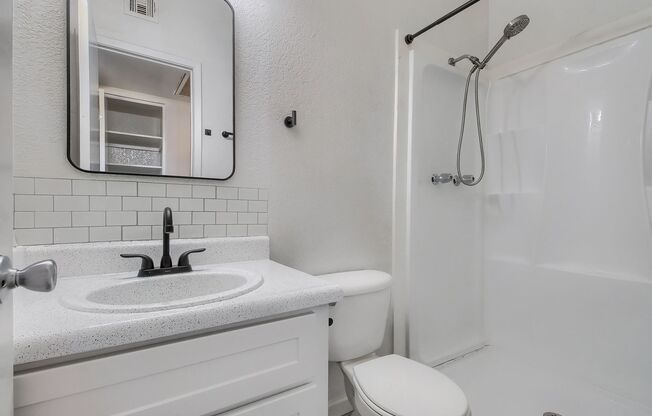 1 bed, 1 bath, $1,150, Unit Unit 102