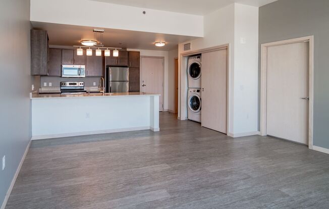 1 bed, 1 bath, 682 sqft, $1,860, Unit 0914