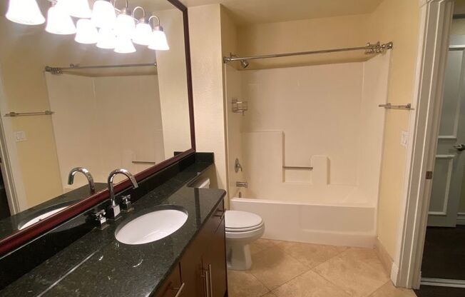 1 bed, 1 bath, $1,650, Unit 122