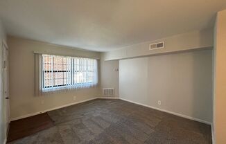 2 beds, 1 bath, $850, Unit MA9141