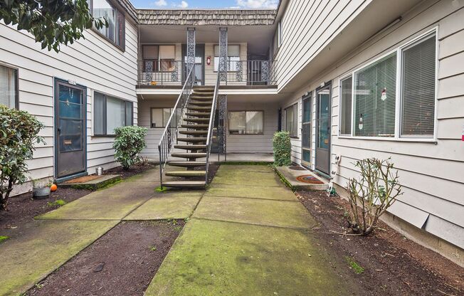 1 bed, 1 bath, 602 sqft, $1,045, Unit 8061